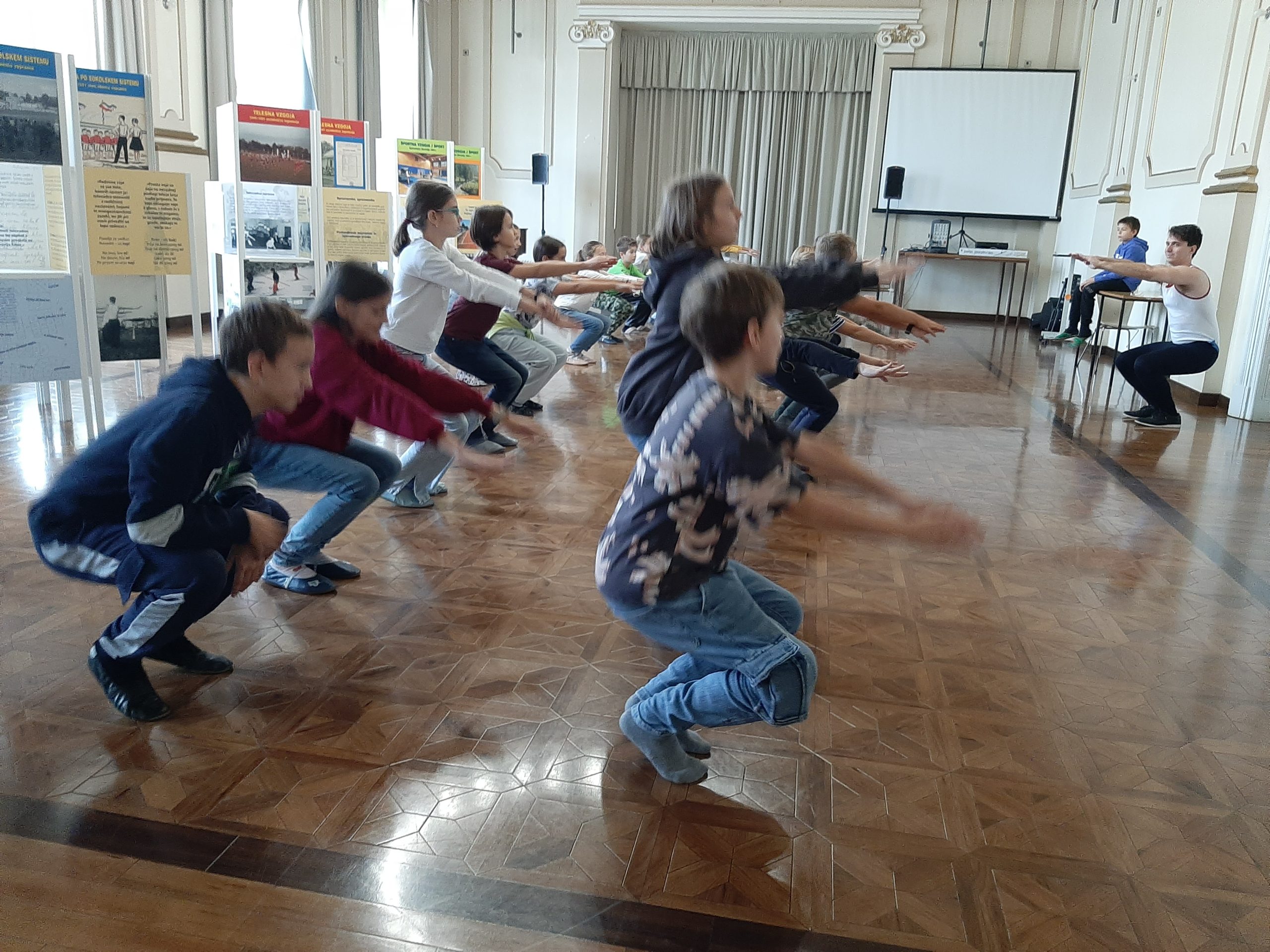 Prizor z razstave Od telovadbe do športa