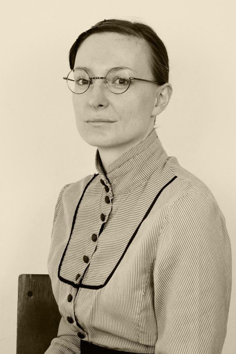 Portret učiteljice Terezije Zvon